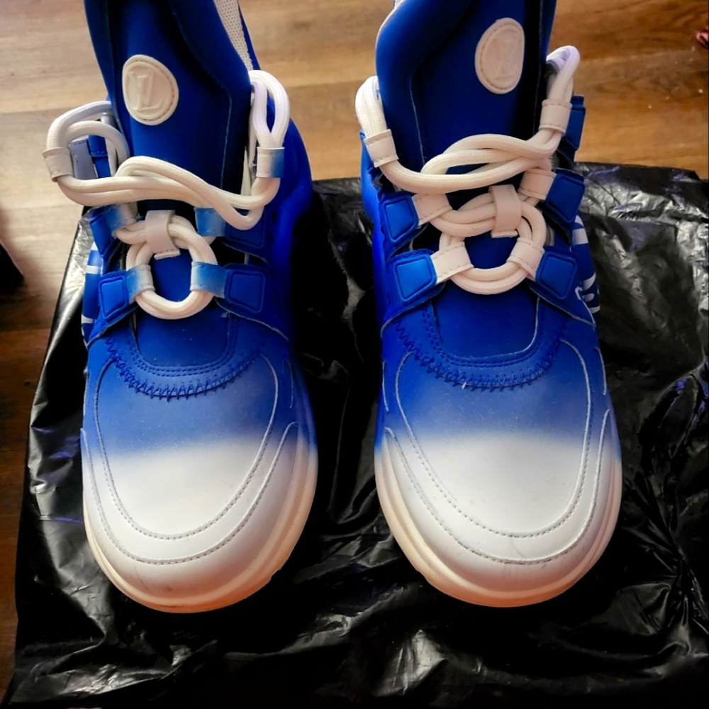 COPY - Louis Vuitton Arch Sneakers Women Size 8 Blue and White
